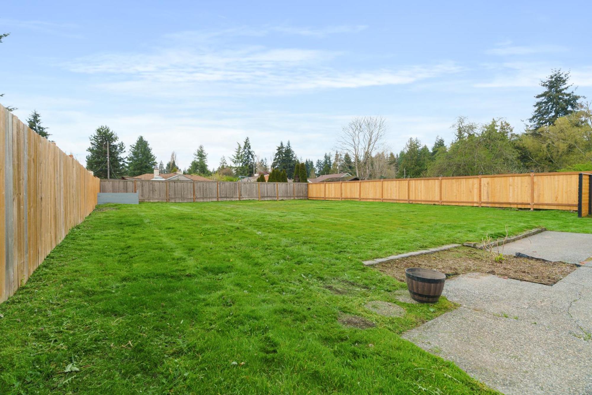 Cozy North Rambler With Spacious Yard Holiday home