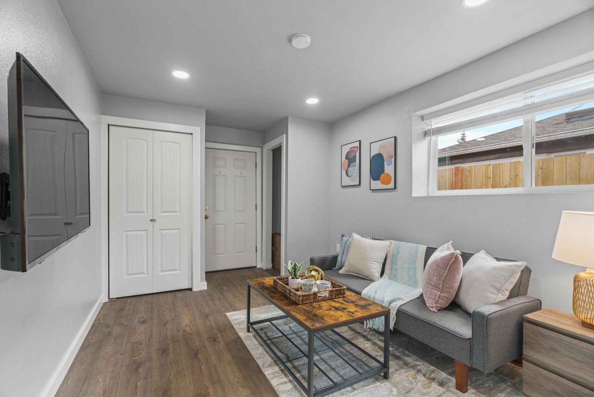 Cozy North Rambler With Spacious Yard Holiday home