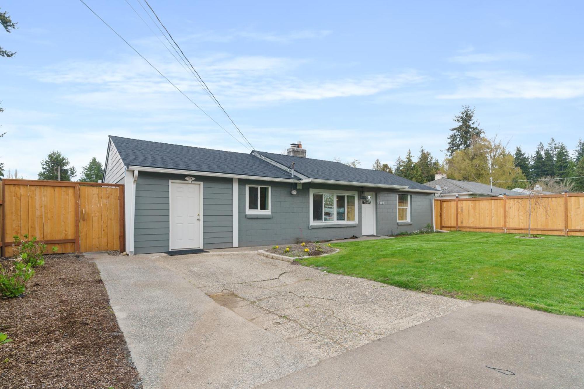 Holiday home Cozy North Rambler With Spacious Yard